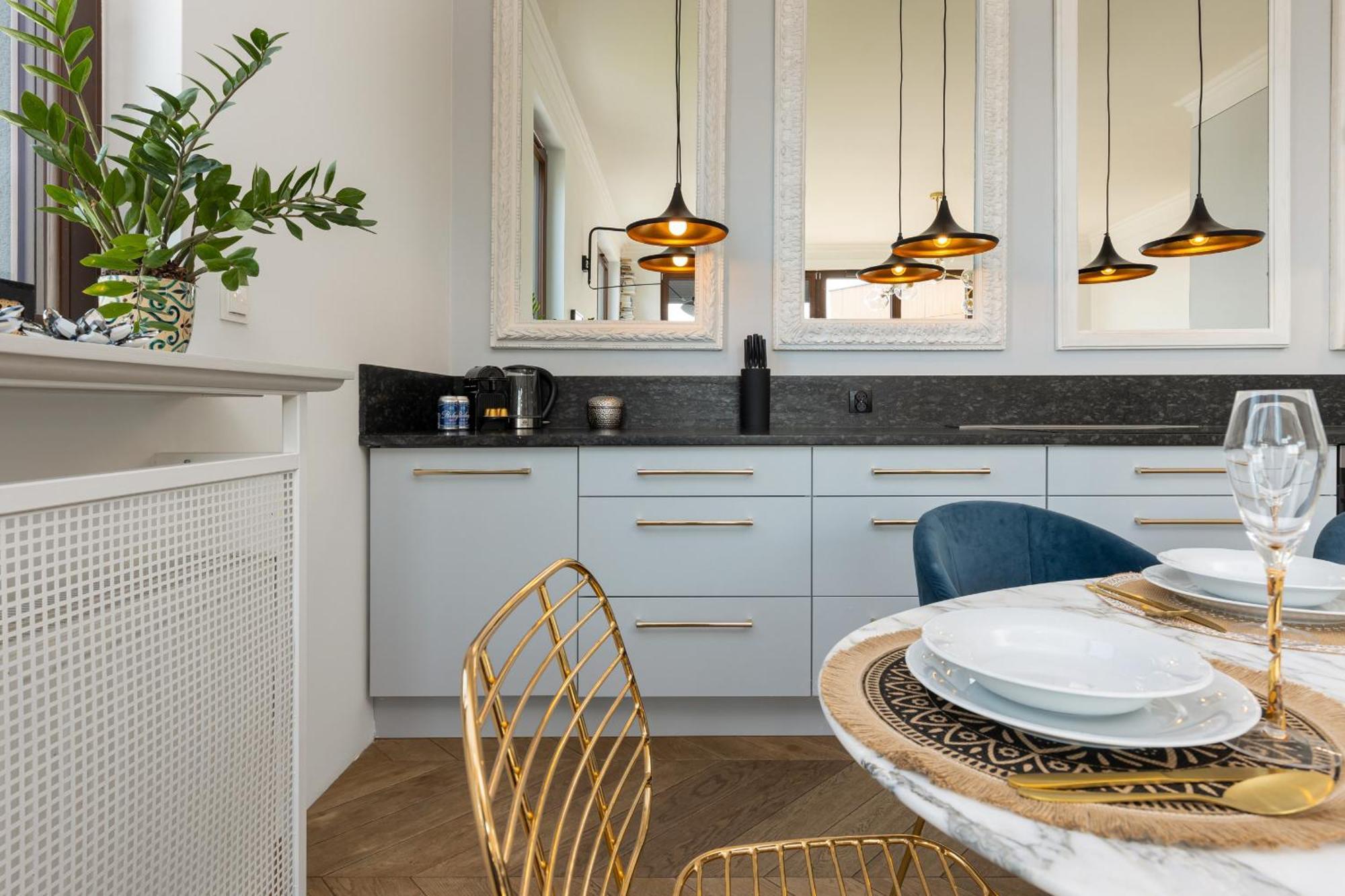 Royal Garden Apartment In Wilanow By Renters Prestige Varşova Dış mekan fotoğraf